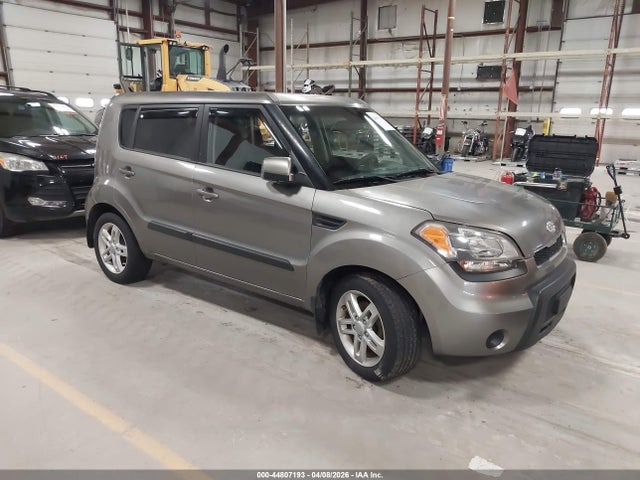 44807193 :رقم المزاد ، KNDJT2A26B7260386 vin ، 2011 Kia Soul + مزاد بيع