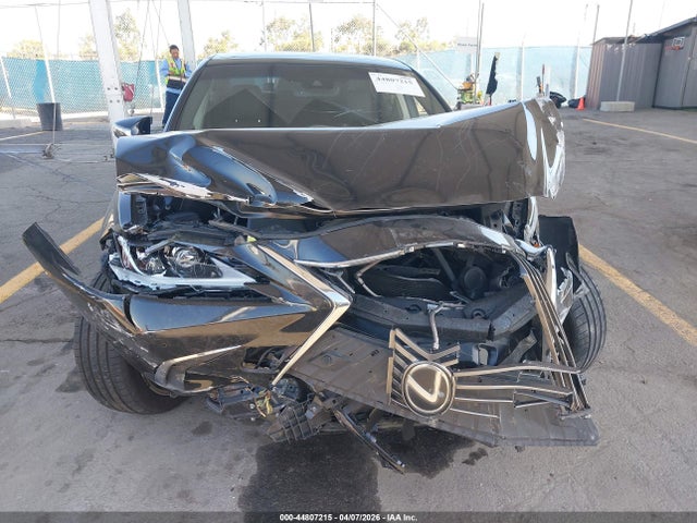 Продажа на аукционе авто 2019 Lexus Es 350, vin: JTHBZ1B18K2005074, номер лота: 44807215