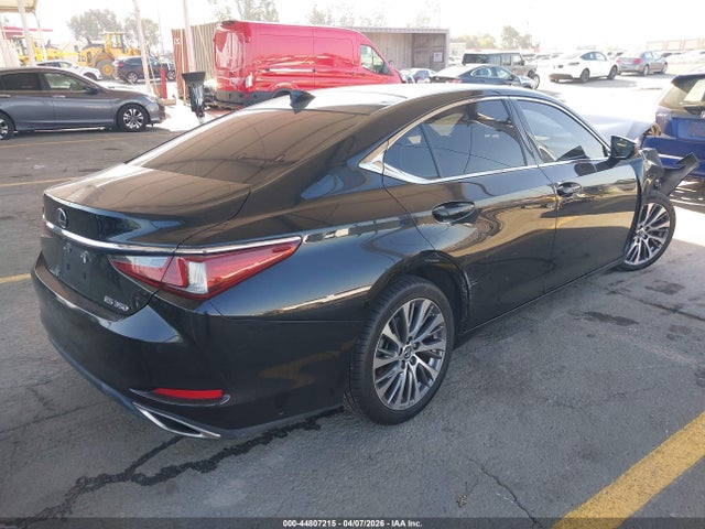 Продажа на аукционе авто 2019 Lexus Es 350, vin: JTHBZ1B18K2005074, номер лота: 44807215