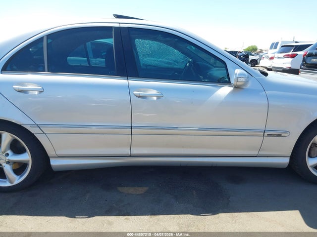 44807219 :رقم المزاد ، WDBRF52H36E019951 vin ، 2006 Mercedes-benz C 230 Sport مزاد بيع