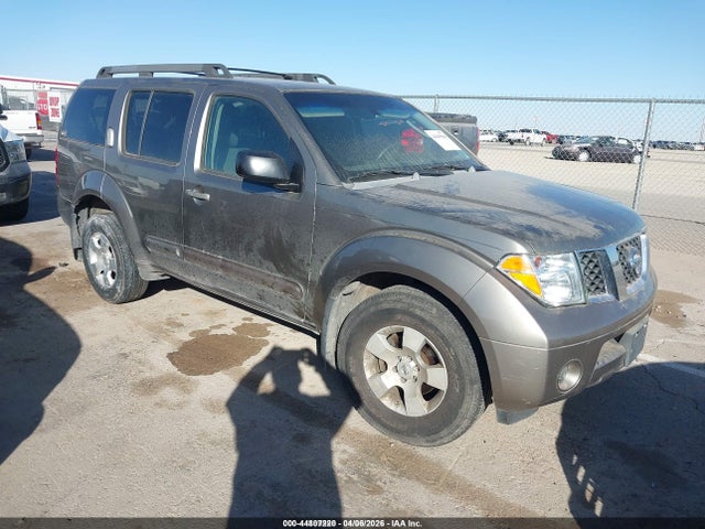 44807220 :رقم المزاد ، 5N1AR18W76C654456 vin ، 2006 Nissan Pathfinder S مزاد بيع