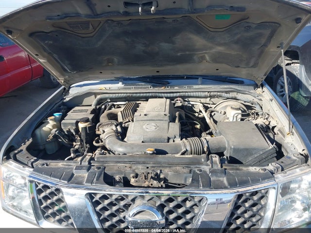 44807220 :رقم المزاد ، 5N1AR18W76C654456 vin ، 2006 Nissan Pathfinder S مزاد بيع