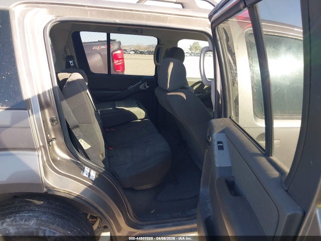 44807220 :رقم المزاد ، 5N1AR18W76C654456 vin ، 2006 Nissan Pathfinder S مزاد بيع