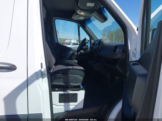 W1Y70BGY3NT088856 Mercedes-Benz Sprinter 1500 Standard Roof I4