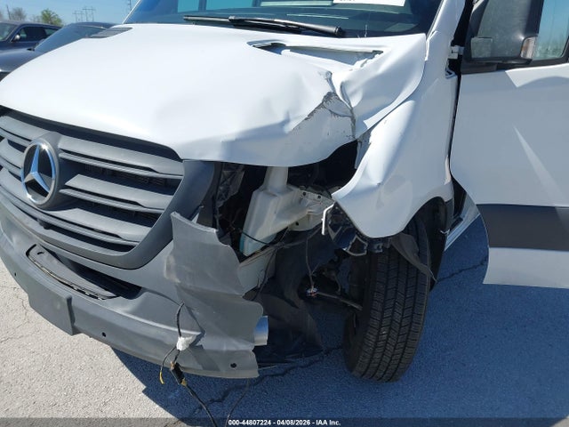 W1Y70BGY3NT088856 Mercedes-Benz Sprinter 1500 Standard Roof I4
