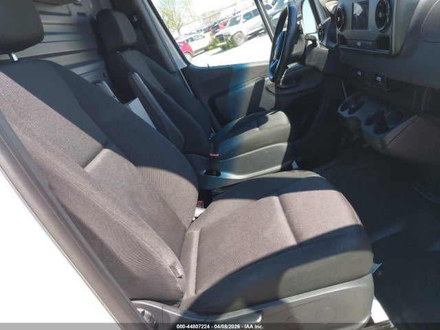 W1Y70BGY3NT088856 Mercedes-Benz Sprinter 1500 Standard Roof I4