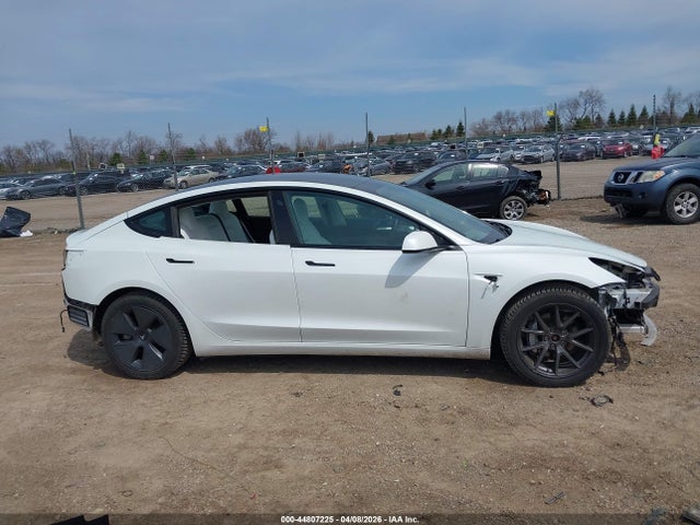 2022 Tesla Model 3 Long Range Dual Motor All-wheel Drive მანქანა იყიდება აუქციონზე, vin: 5YJ3E1EB2NF278440, აუქციონის ნომერი: 44807225