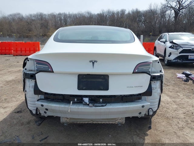 2022 Tesla Model 3 Long Range Dual Motor All-wheel Drive მანქანა იყიდება აუქციონზე, vin: 5YJ3E1EB2NF278440, აუქციონის ნომერი: 44807225