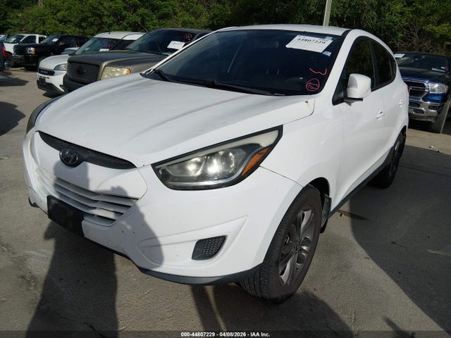KM8JT3AF5FU965319 Hyundai TUCSON GLS