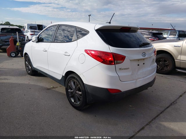 KM8JT3AF5FU965319 Hyundai TUCSON GLS