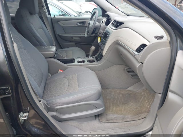 44807235 :رقم المزاد ، 1GNKRFKDXGJ142319 vin ، 2016 Chevrolet Traverse Ls مزاد بيع