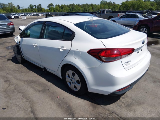 2017 Kia Forte Lx მანქანა იყიდება აუქციონზე, vin: 3KPFK4A77HE027383, აუქციონის ნომერი: 44807244