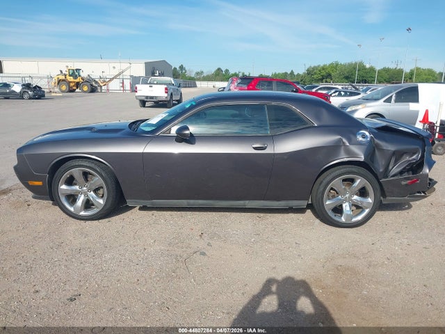 Продажа на аукционе авто 2014 Dodge Challenger Sxt, vin: 2C3CDYAG0EH111747, номер лота: 44807284