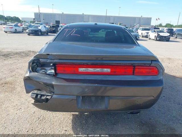 Продажа на аукционе авто 2014 Dodge Challenger Sxt, vin: 2C3CDYAG0EH111747, номер лота: 44807284