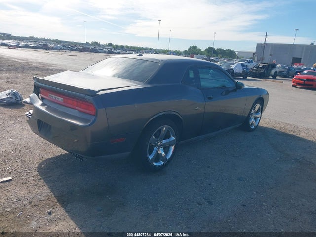 Продажа на аукционе авто 2014 Dodge Challenger Sxt, vin: 2C3CDYAG0EH111747, номер лота: 44807284
