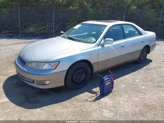 2001 LEXUS ES 300 JT8BF28G810322034 Photo 1