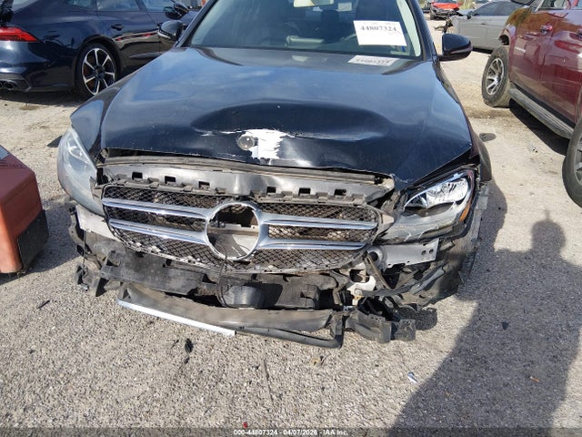 Продажа на аукционе авто 2017 Mercedes-benz C 300, vin: 55SWF4JB6HU222554, номер лота: 44807324