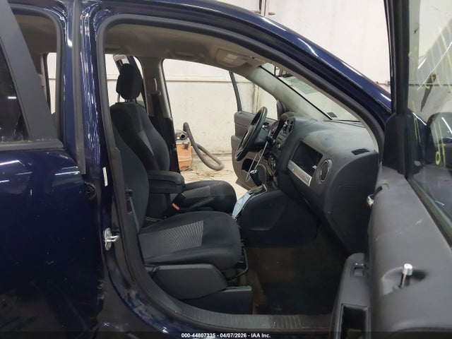 44807335 :رقم المزاد ، 1C4NJDBB4GD662904 vin ، 2016 Jeep Compass Sport مزاد بيع