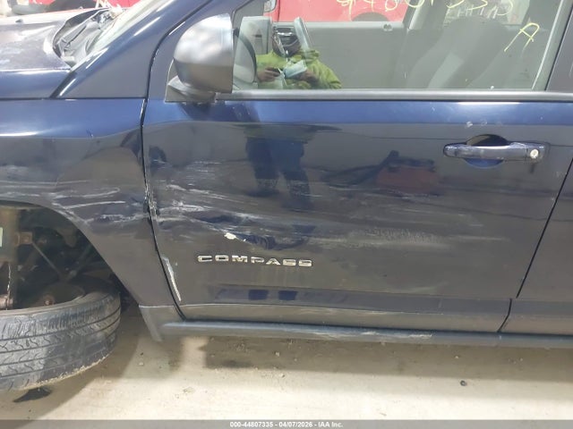 44807335 :رقم المزاد ، 1C4NJDBB4GD662904 vin ، 2016 Jeep Compass Sport مزاد بيع