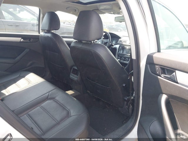 2012 VOLKSWAGEN PASSAT 1VWBH7A39CC018192 Photo 7