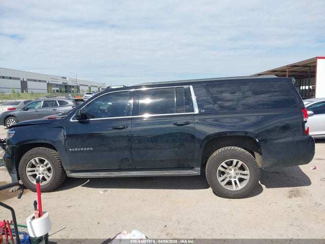 44807374 :رقم المزاد ، 1GNSKHKC3HR167461 vin ، 2017 Chevrolet Suburban Lt مزاد بيع