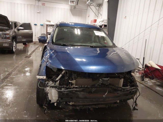 5N1AT2MV4JC742538 Nissan Rogue Sl
