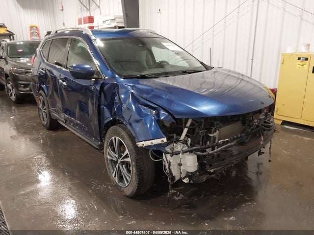 5N1AT2MV4JC742538 Nissan Rogue Sl