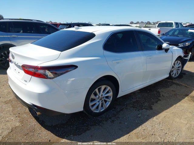 4T1C11AK1NU075737 Toyota CAMRY LE