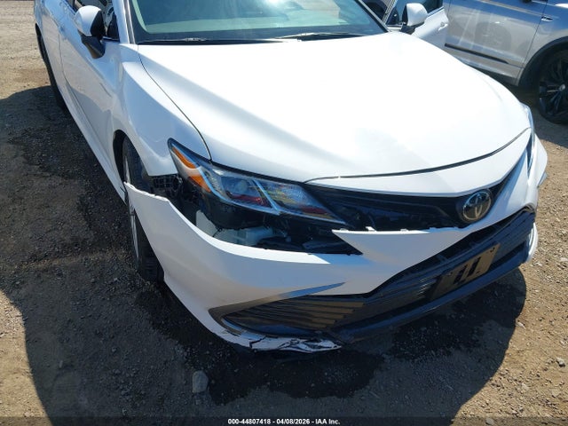 4T1C11AK1NU075737 Toyota CAMRY LE