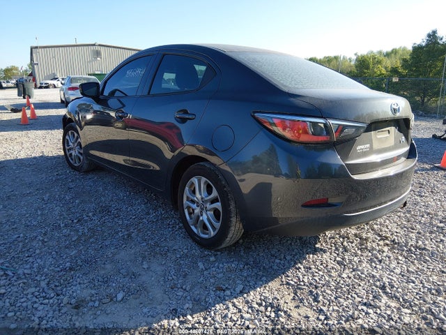 3MYDLBYV8HY147500 Toyota YARIS IA