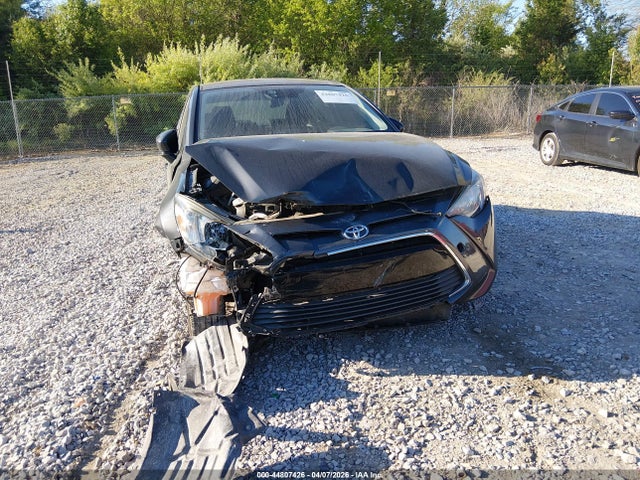 3MYDLBYV8HY147500 Toyota YARIS IA