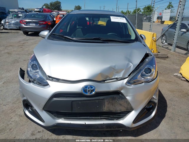 JTDKDTB32H1598586 Toyota Prius C Four