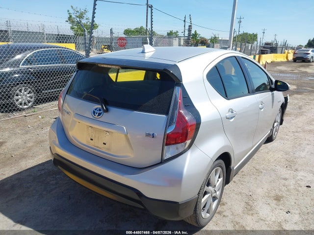 JTDKDTB32H1598586 Toyota Prius C Four