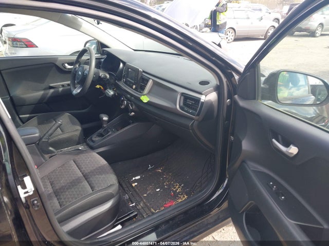 3KPA24ABXJE079174 KIA RIO S