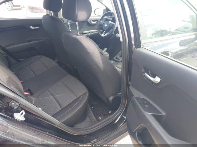 3KPA24ABXJE079174 KIA RIO S