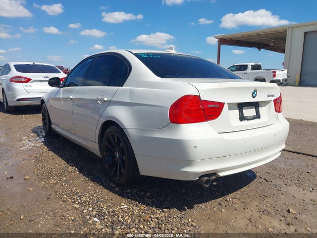 2011 Bmw 328 I მანქანა იყიდება აუქციონზე, vin: WBAPH7C55BE851950, აუქციონის ნომერი: 44807485