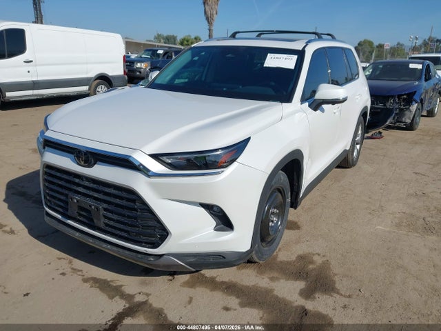 Toyota Grand Highlander Hybrid Limited 2024 5TDACAB59RS011762 Image 2