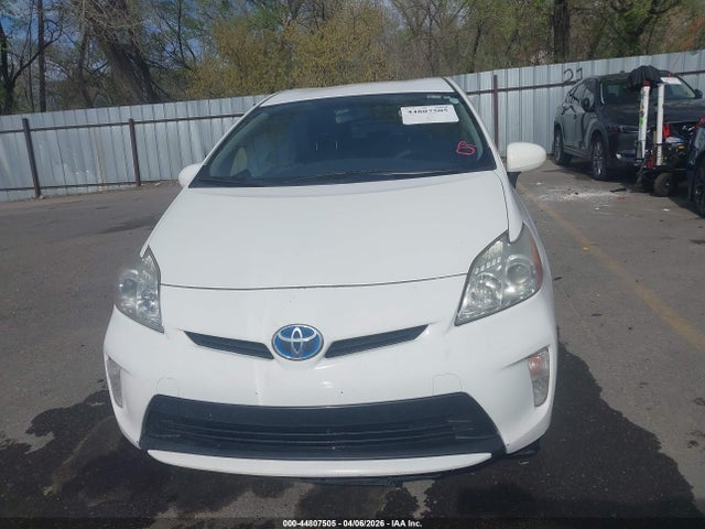 JTDKN3DU4F1912223 Toyota Prius Three