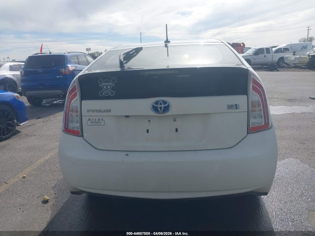 JTDKN3DU4F1912223 Toyota Prius Three