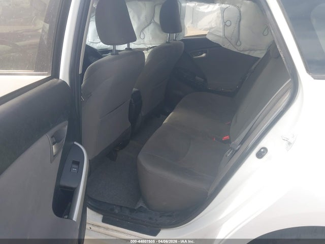 JTDKN3DU4F1912223 Toyota Prius Three