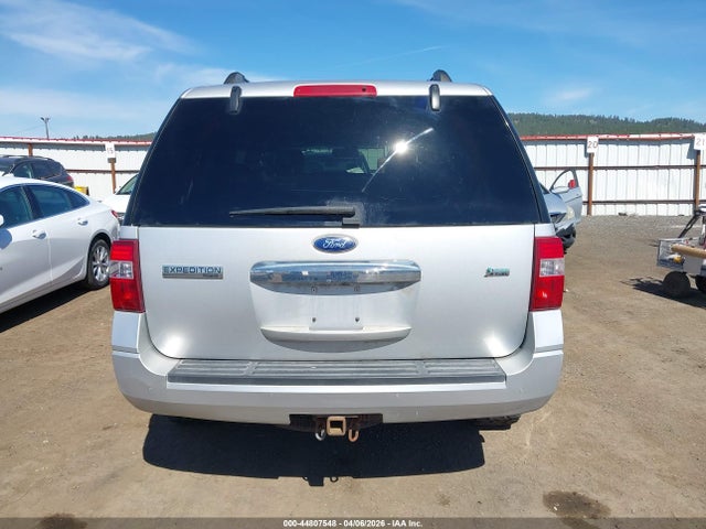 Ford Expedition Limited 2014 1FMJU2A52EEF63149 Image 16