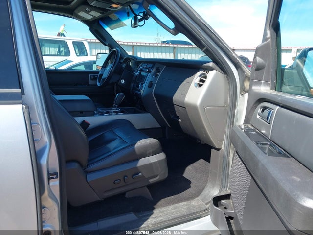 Ford Expedition Limited 2014 1FMJU2A52EEF63149 Image 5