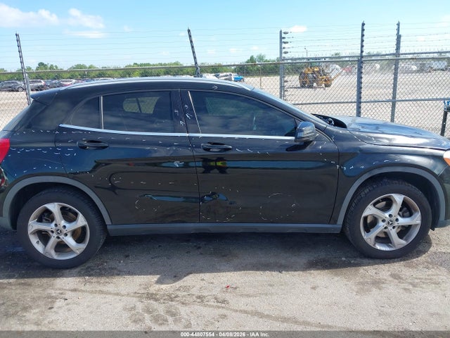 WDCTG4EB6KJ549848 Mercedes-Benz GLA 250