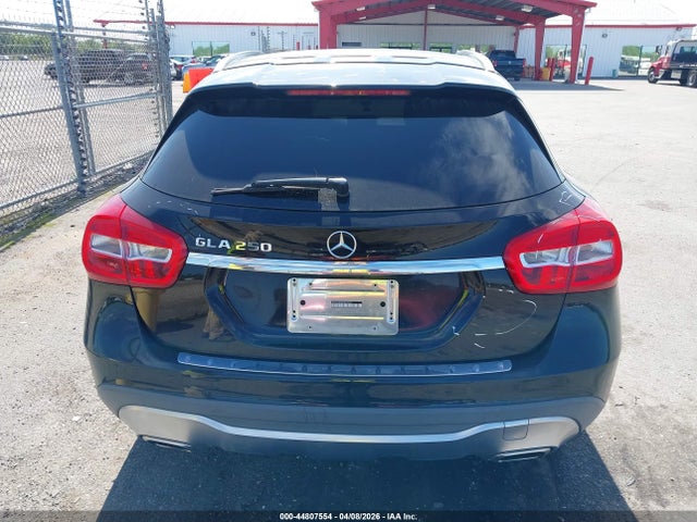 WDCTG4EB6KJ549848 Mercedes-Benz GLA 250
