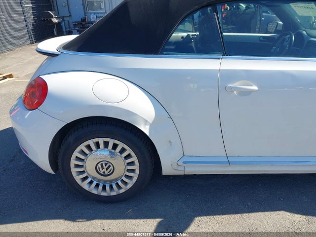 Продаж на аукціоні авто 2013 Volkswagen Beetle 2.5l, vin: 3VW5P7AT4DM829589, номер лоту: 44807577