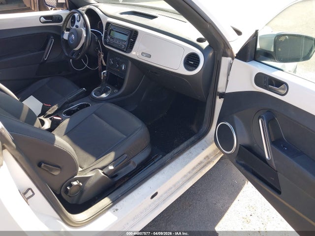 Продаж на аукціоні авто 2013 Volkswagen Beetle 2.5l, vin: 3VW5P7AT4DM829589, номер лоту: 44807577