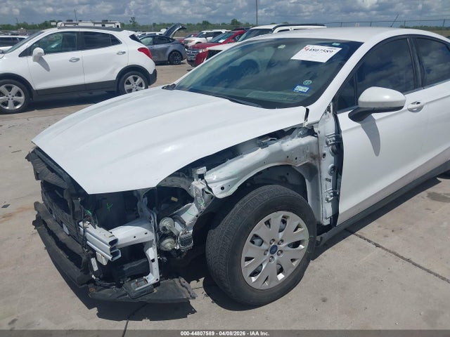 Ford FUSION S 2014 1FA6P0G75E5368831 Image 6