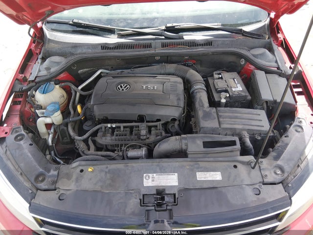 44807601 :رقم المزاد ، 3VWD17AJXFM322498 vin ، 2015 Volkswagen Jetta 1.8t Se مزاد بيع