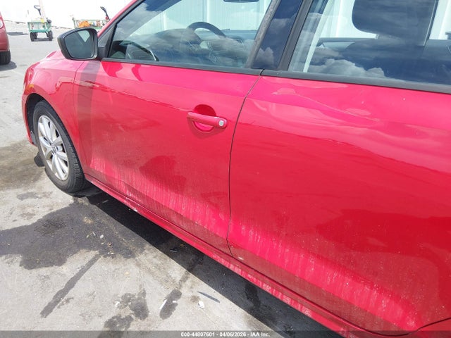 44807601 :رقم المزاد ، 3VWD17AJXFM322498 vin ، 2015 Volkswagen Jetta 1.8t Se مزاد بيع