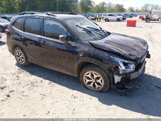 2022 Subaru Forester Premium მანქანა იყიდება აუქციონზე, vin: JF2SKADC2NH413500, აუქციონის ნომერი: 44807602